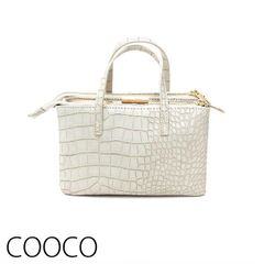 新品＊ COOCO クロコダイル柄型押ミニがま口ポシェット - メルカリ