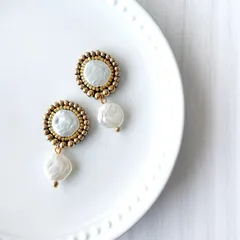 アンティーク風 ダブル バロックパール ゴールド ビーズ刺繍 ピアス/イヤリング