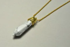 ビーズクラブ ハウライト ペンダントトップ しずく 金 金具付 32mm 2個 パワーストーン