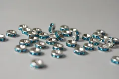 ビーズクラブ ロンデル メタルビーズ スペーサー 水色 銀 平型 6mm 45個 ブレスレット ネックレス 金具 金属ビーズ