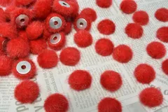 ドーム型 ファー ミニ カボション レッド 2個 13mm ボタン ピアス イヤリング パーツ ビーズクラブ