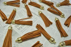 ロング スエード タッセル チャーム NO.28キャメル 2個 57mm ピアス イヤリング ゴールド ビーズクラブ