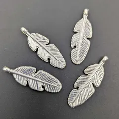 チャーム 羽 はね 小 シルバー 28mm 10個セット ビーズクラブ