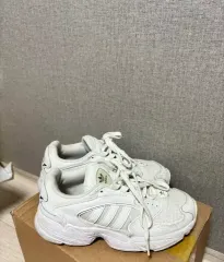 正規品 アディダス スニーカー