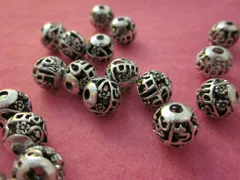 ビーズクラブ ロンデル メタルビーズ 球形 花 透かし 小 10個 銀 8mm ブレスレット ネックレス 金具 金属ビーズ パーツ