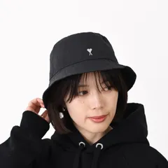 AMI PARIS アミパリス 帽子 Ami De Coeur バケットハット レディース AMI ALEXANDRE MATTIUSSI AMI DE COEUR UHA671 PA0035 ユニセックス ブラック ワンポイント カジュアルのサムネイル