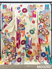 振袖 金駒 刺繍 金彩 牡丹 蝶 紋意匠 MO3743 - メルカリ