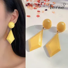 アクリル ピアス 大振り イエロー 幾何学 ロング バレンタイン プレゼント レディース シンプル 存在感 カジュアル フォーマル アクセント 春 ギフト 彼女へ ホワイトデー おしゃれ 個性的 アクセサリー ダイヤモンド