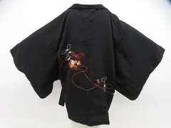 【一輝堂】黒羽織 刺繍 羽織紐付 正絹 着物 身丈約80cm 裄丈約67.5cm 26z01-45