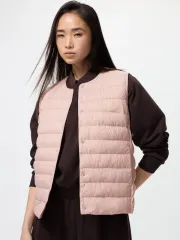 ユニクロ U 軽量ダウン ベスト (未使用)