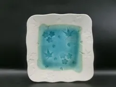 【TAKA68-04】◇焼き物　スクエアプレート　皿　桜　紅葉