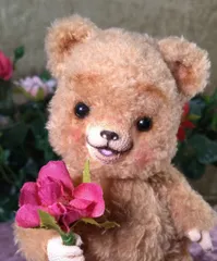 ひげくまさんのこぐまのBiBi（ビビ）　（サイズ　耳は入れず頭まで１３ｃｍ）