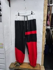 ナイキカラーブロック トレーナー ズボン