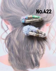 マルチカラーのパッチンピン2本セット