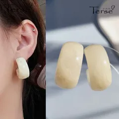 フープピアス アクリル ラウンド 大振り ミルクカラー バレンタイン プレゼント レディース ホワイト 太め 厚み トレンド シンプル 存在感 アクセサリー おしゃれ ギフト 彼女へ ホワイトデー 春 大人 ミニマル 送料無料 即購入OK 最短当日〜翌日発送