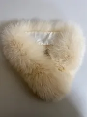 A【A27-31】◇sagafurs    ファーマフラー　白色