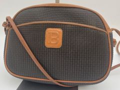 美品 BALLY バリー ロゴ総柄 ショルダーバッグ カメラバッグ ブラック 