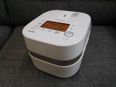 東芝 IHジャー炊飯器 RC-4ZPJ ホワイト 2.5合炊き かまど本羽釜 2017年
