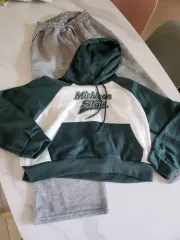 起毛 WHO フードTシャツ トレーナー ズボン まとめ