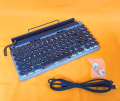 《フォロワー様へクーポン配布中》Taiahiro レトロ タイプライター風 メカニカル キーボード ML-981 英字 配列 テンキーレス 青軸 有線 Bluetooth レディース メンズ キッズ 笑声出品商品のサムネイル