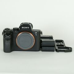 美品 | シャッター数27,690回｜バッテリーグリップ付] SONY α7 II