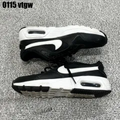 ナイキ エアマックス ブラック/白 スニーカー