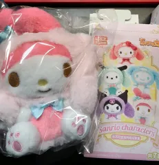 <マイメロディ> サンリオ 耳 ぴょこん 大型 ぬいぐるみ キーホルダー コスチューム