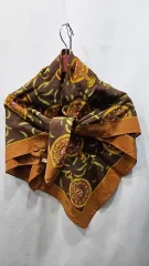 ニナリッチ 天然シルク100% スクエアスカーフ