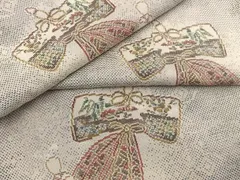 平和屋着物●都喜ヱ門　本場大島紬　白大島　7マルキ　人物文　総絣　藤絹織物謹製　正絹　逸品　BAAW3611mz