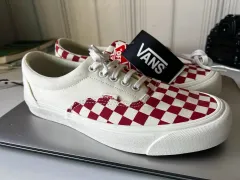 VANS チェッカーボード スニーカー レッド/白