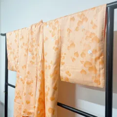小紋　リーフ模様　オレンジ　着物　123t