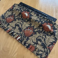 Item thumbnail for item 5771b01e-3eec-4c05-8586-a803695d4720