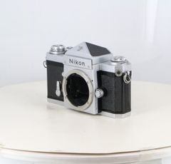 Nikon F2 ゴールドカメラフィギュア 貯金箱 コレクターズアイテム 重厚