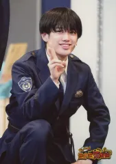 【中古】生写真(STARTO) AmBitious/真弓孟之/ライブフォト・膝上/「おいでよ!ミナミ笑店街」ステージフォト