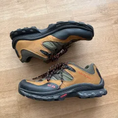 2026年最新】salomon broken arm xt questの人気アイテム - メルカリ