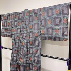 小紋　正絹　大島紬　変わり市松　花紋　花模様　着物　072tz