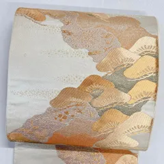 袋帯　金糸　銀糸　松模様　雲模様　菱形　紗綾形　霞　シルバー　着物　112t