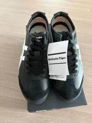 オニツカタイガー メキシコ66 ブラック ホワイト 255 (未使用 新品)