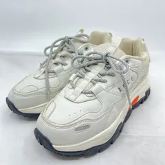 アキクラシック スニーカー 24.0 ホワイト URBAN TRACKER 韓国 AKC-0003-CRM ダッドスニーカーのサムネイル