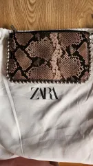 ZARA スネーク パータン クラッチバッグ スタッズ 装飾