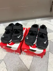 ナイキ リトル リフト サンダル 1個在庫あり