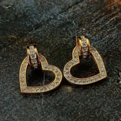 Swarovski　スワロフスキー　ハート　ゴールド　ピアス　両耳　レディース　ライトストーン　ハート型
