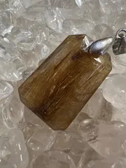 【高品質】ゴールドルチルクォーツ　ペンダントトップ
