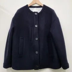 トムボーイ ノーカラー ハーフ コート