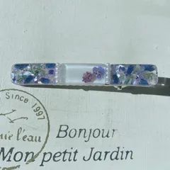 ︎✿  レジン  ムスカリ と かすみ草 の ヘアクリップ  ︎✿