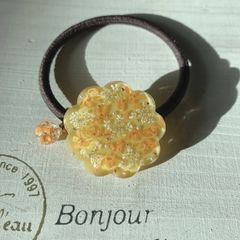 レジン ヘアゴム ドライフラワー 六角形 ゴム交換可能 黄色 紫