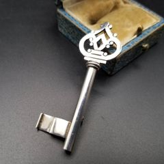 希少】ヴィンテージ 鍵 キーペンダントトップ ゴールド シルバー 925 