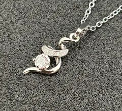 ジルコニア ネックレス シルバー 天然石 トップ デザイン 雫 雫型 新品 アクセサリー おしゃれ シンプル 天然石 トップデザインあり デート ワンポイント 小さめ 目立たない