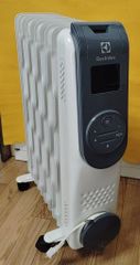 electrolux オイルヒーター 暖房 チャイルドロック - メルカリ