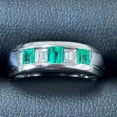 ⭕️⭕️【極美品】エメラルドリング Pt 950 13号⭕️⭕️ - メルカリ